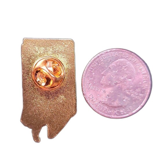 1 Cute Alice in wonderland Book enamel pin, we're all mad here - Picture 3 of 3